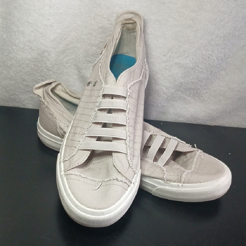 Blowfish Light Tan Slip-On Sneakers